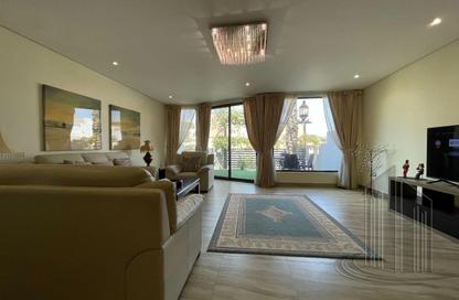 Villa - 4 Bedrooms - 6 Bathrooms for sale in Najma - Amwaj Islands - Muharraq Governorate