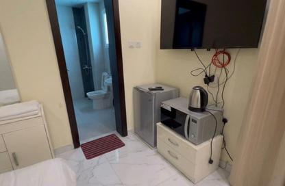 Apartment - Studio - 1 Bathroom for rent in Seef - Capital Governorate Apartment - Studio - 1 Bathroom for rent in Seef - Capital Governorate