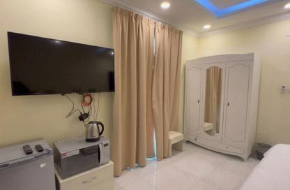 Apartment - Studio - 1 Bathroom for rent in Seef - Capital Governorate Apartment - Studio - 1 Bathroom for rent in Seef - Capital Governorate
