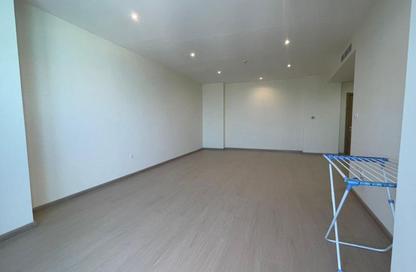 Apartment - 2 Bedrooms - 2 Bathrooms for sale in Seef - Capital Governorate