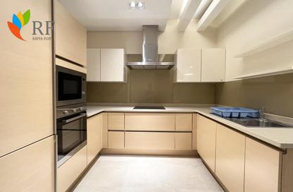 Apartment - 1 Bedroom - 2 Bathrooms for rent in Reef Island - Capital Governorate