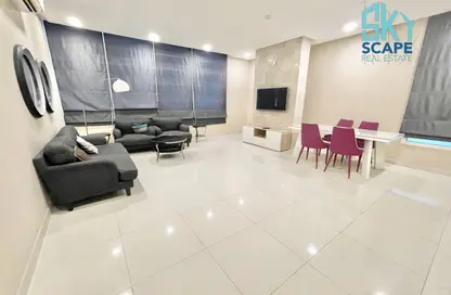 Apartment - 2 Bedrooms - 3 Bathrooms for rent in Janabiya - Northern Governorate