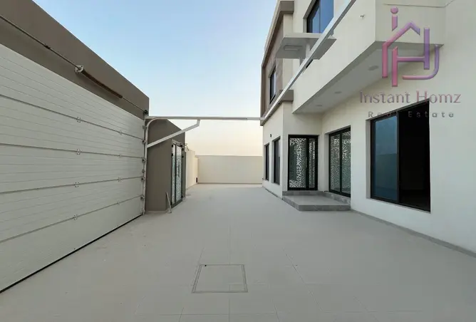 57122840 - Property Image 2