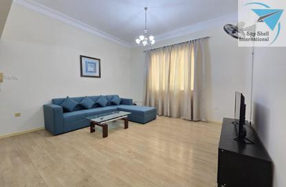 Apartment - 2 Bedrooms - 2 Bathrooms for rent in Mahooz - Manama - Capital Governorate