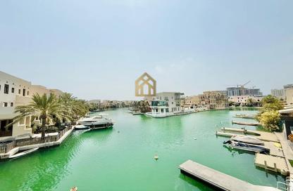 Apartment - 2 Bedrooms - 2 Bathrooms for rent in Al Marsa Floating City - Amwaj Islands - Muharraq Governorate