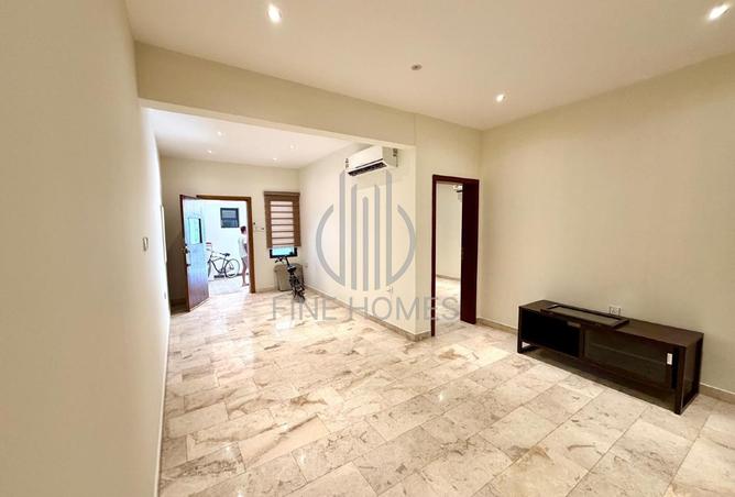 56454611 - Property Main Image