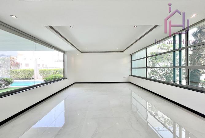 56211565 - Property Image 2