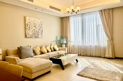 Apartment - 2 Bedrooms - 3 Bathrooms for rent in Al Juffair - Capital Governorate