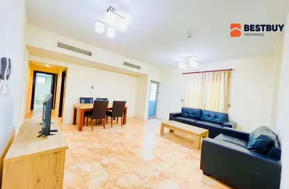 Apartment - 2 Bedrooms - 2 Bathrooms for rent in Al Juffair - Capital Governorate