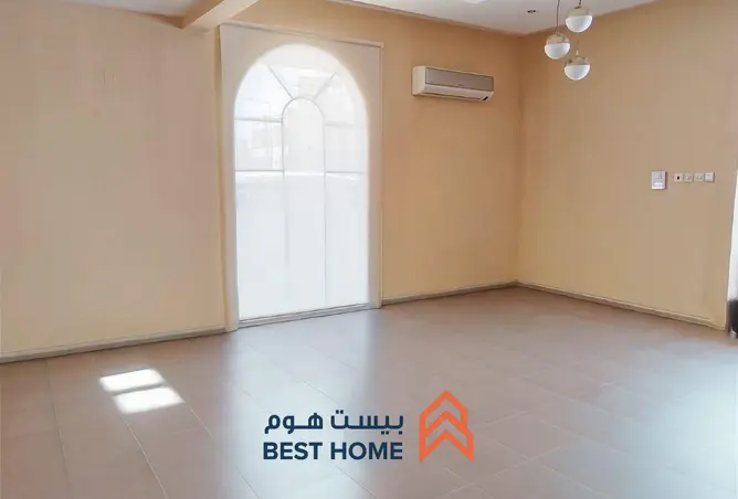 997982 - Property Image 2