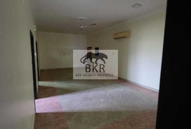 56154045 - Property Image 3