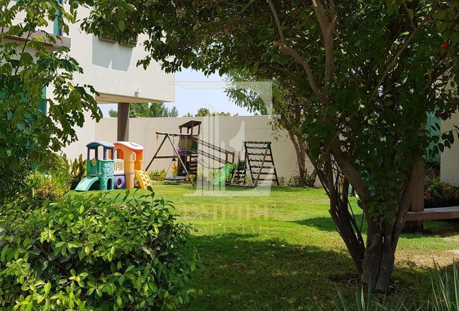 999053 - Property Image 2