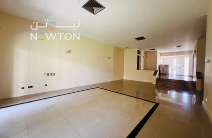 Villa - 4 Bedrooms - 4 Bathrooms for rent in Saar - Northern Governorate