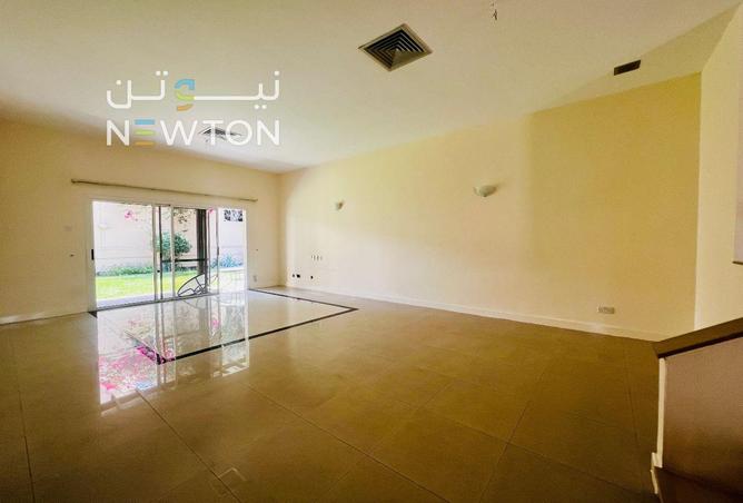 53489780 - Property Image 3