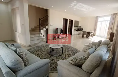 فيلا - 5 غرف نوم - 5 حمامات للايجار في الجسرة - المحافظة الشمالية