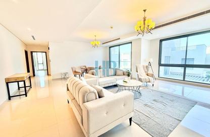 Apartment - 2 Bedrooms - 3 Bathrooms for sale in Danat Al Bahrain - Southern Governorate