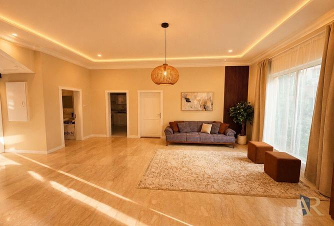 53433421 - Property Image 3