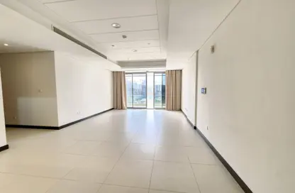 Apartment - 3 Bedrooms - 3 Bathrooms for rent in Reef Island - Capital Governorate