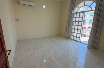 Apartment - 3 Bedrooms - 2 Bathrooms for rent in Diraz - Northern Governorate