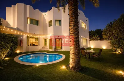 Villa - 5 Bedrooms - 4 Bathrooms for rent in Al Juffair - Capital Governorate