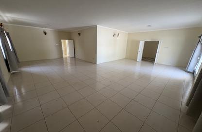 Compound - 4 - 4 for rent in Saar - Northern Governorate
