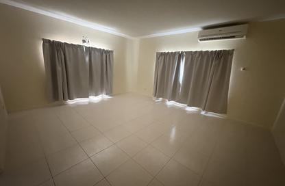 Compound - 4 - 4 for rent in Saar - Northern Governorate