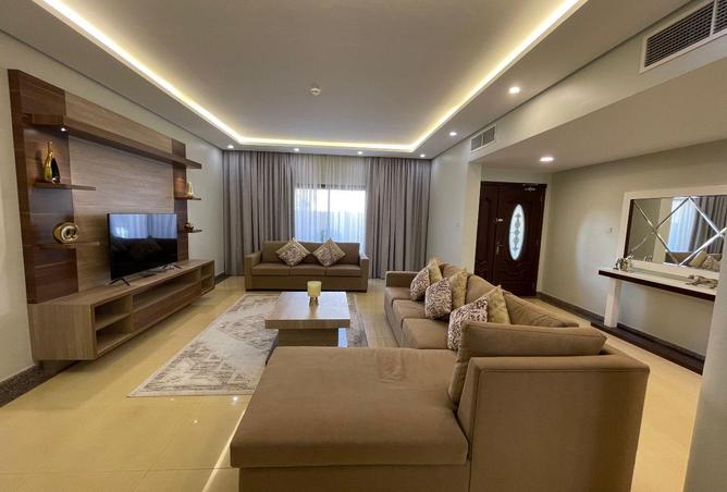 2OZynoFUZMW - Property Image 2