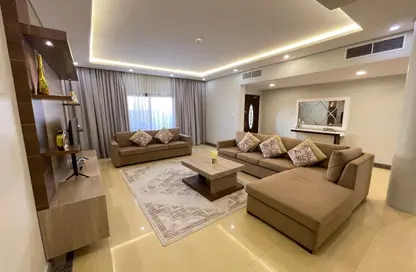 Villa - 3 Bedrooms - 3 Bathrooms for rent in Al Juffair - Capital Governorate