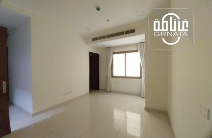 Apartment - 2 Bedrooms - 2 Bathrooms for rent in Al Burhama - Manama - Capital Governorate Apartment - 2 Bedrooms - 2 Bathrooms for rent in Al Burhama - Manama - Capital Governorate