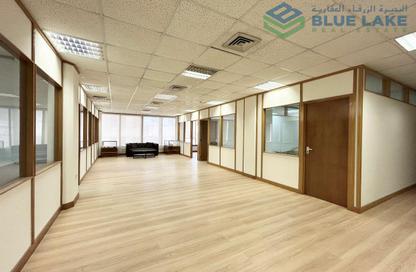 Office Space - Studio - 3 Bathrooms for rent in Manama Downtown - Manama - Capital Governorate