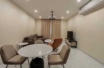 Apartment - 1 Bedroom - 1 Bathroom for rent in Al Burhama - Manama - Capital Governorate