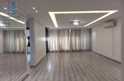Apartment - 3 Bedrooms - 4 Bathrooms for rent in Janabiya - Northern Governorate Apartment - 3 Bedrooms - 4 Bathrooms for rent in Janabiya - Northern Governorate