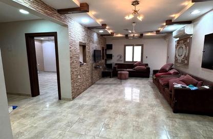 عمارة بالكامل - 8 غرف نوم - 8 حمامات للبيع في كرانة - المحافظة الشمالية