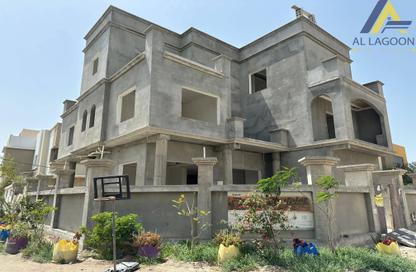 Villa - 7+ Bedrooms - 7+ Bathrooms for sale in Shakhura - Northern Governorate