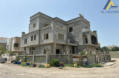 Villa - 7+ Bedrooms - 7+ Bathrooms for sale in Shakhura - Northern Governorate