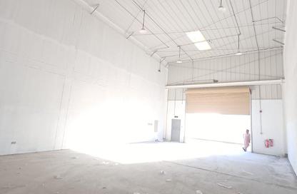 Warehouse - Studio - 1 Bathroom for rent in Hidd - Muharraq Governorate