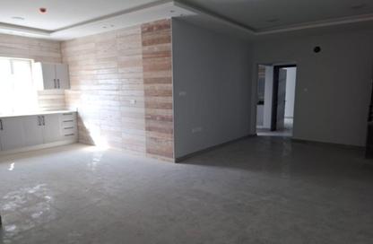 Office Space - 2 Bedrooms - 2 Bathrooms for rent in Al Qadam - Northern Governorate
