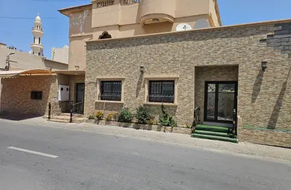 Villa - 7+ Bedrooms - 7 Bathrooms for sale in Riffa Al Sharqi - Riffa - Southern Governorate