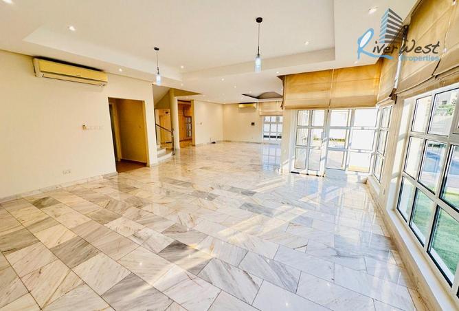 992141 - Property Image 3