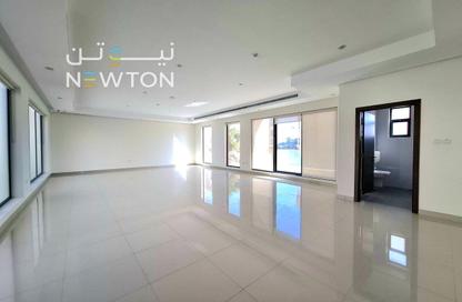 Medical Facility - Studio - 5 Bathrooms for rent in Saar - Northern Governorate