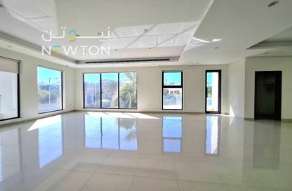 Medical Facility - Studio - 5 Bathrooms for rent in Saar - Northern Governorate