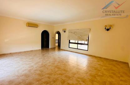 Villa - 4 Bedrooms - 4 Bathrooms for rent in Saar - Northern Governorate