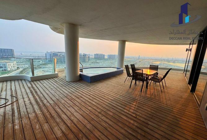 990171 - Property Image 2