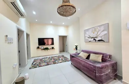 Apartment - 2 Bedrooms - 2 Bathrooms for rent in Busaiteen - Muharraq Governorate