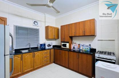 Apartment - 2 Bedrooms - 2 Bathrooms for rent in Busaiteen - Muharraq Governorate