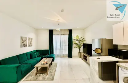 Apartment - 2 Bedrooms - 2 Bathrooms for rent in Segaya - Manama - Capital Governorate