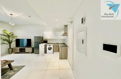 Apartment - 2 Bedrooms - 2 Bathrooms for rent in Segaya - Manama - Capital Governorate