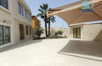 Villa - 5 Bedrooms - 4 Bathrooms for rent in Tubli - Central Governorate