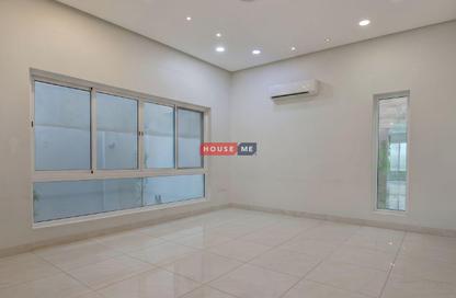 Villa - 4 Bedrooms - 5 Bathrooms for sale in Al Markh - Northern Governorate Villa - 4 Bedrooms - 5 Bathrooms for sale in Al Markh - Northern Governorate