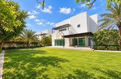 Villa - 4 Bedrooms - 5 Bathrooms for rent in Adliya - Manama - Capital Governorate Villa - 4 Bedrooms - 5 Bathrooms for rent in Adliya - Manama - Capital Governorate